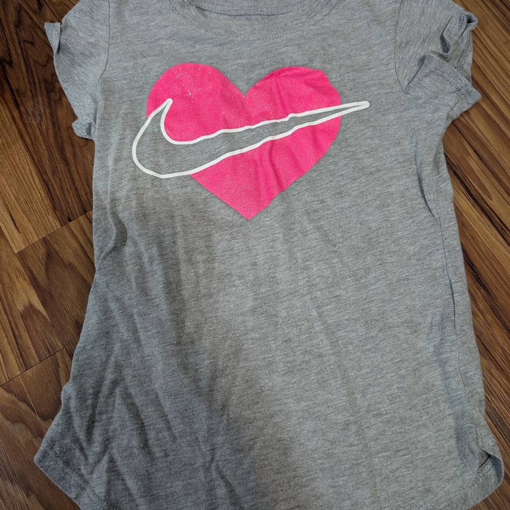 Nike Kids Gray Tee with Pink Heart